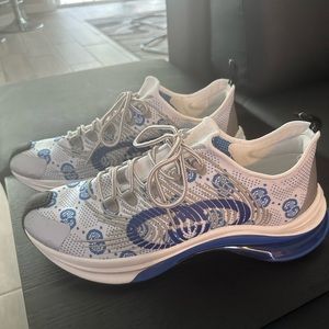 Authentic Gucci sneakers
